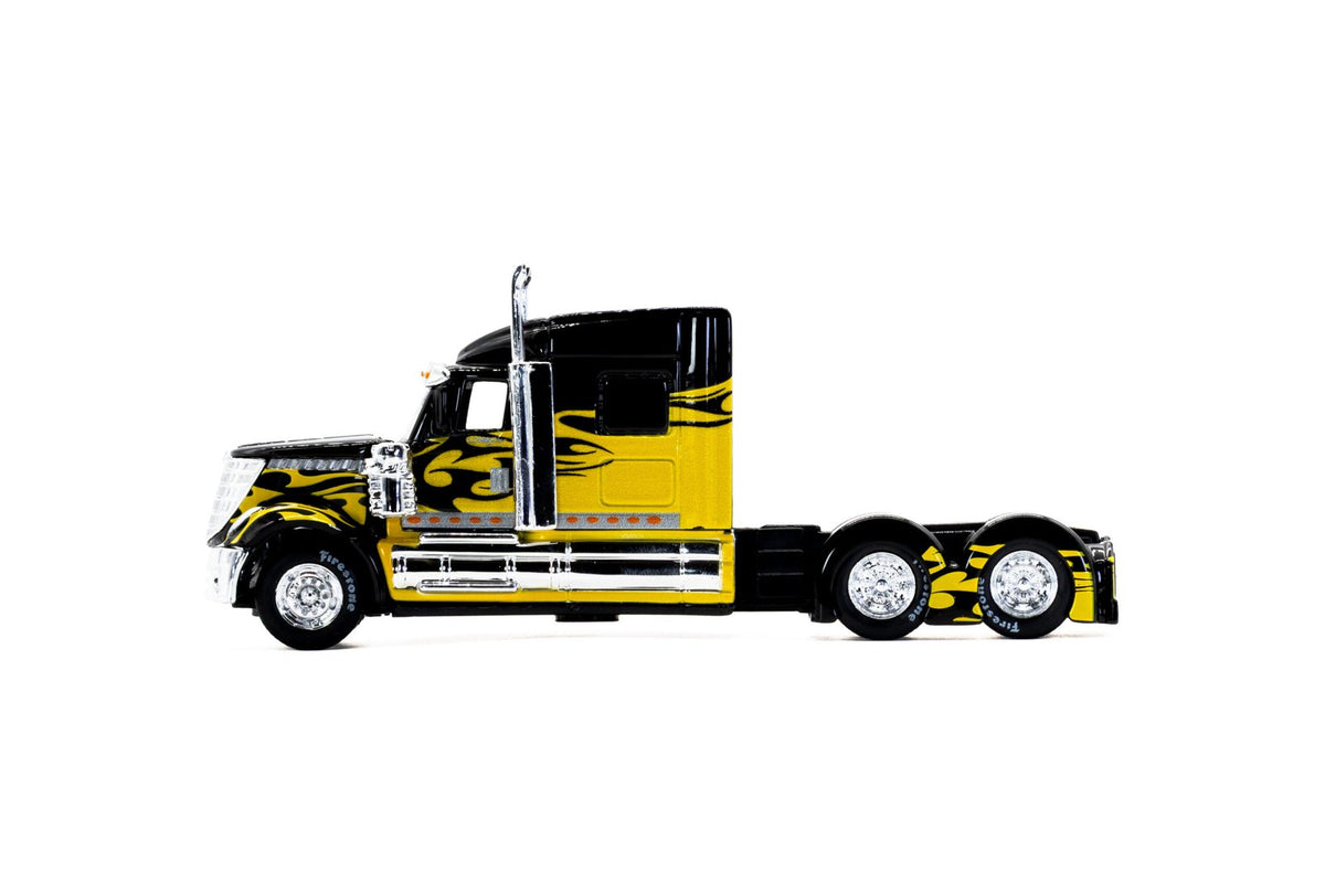 Cabeza de Tráiler International LoneStar Custom Rigs Maisto Desing Escala 1:64