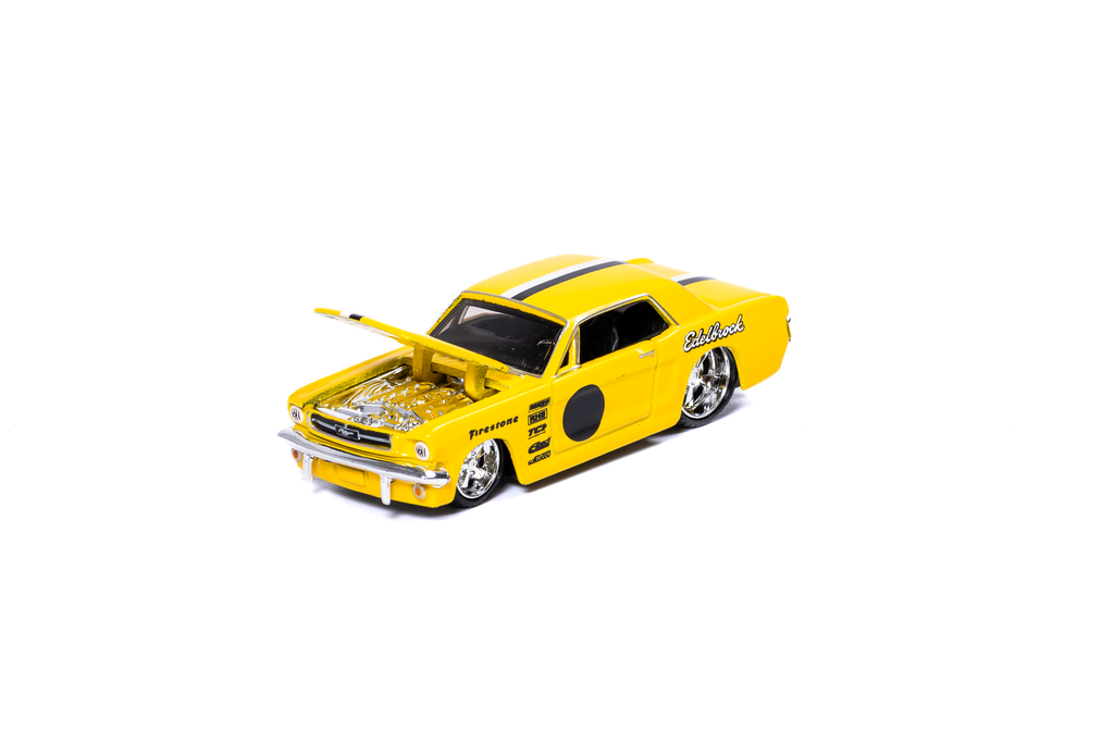 Trasportador Elite 1953 Mack B-61 Flatbed 1965 Ford Mustang
