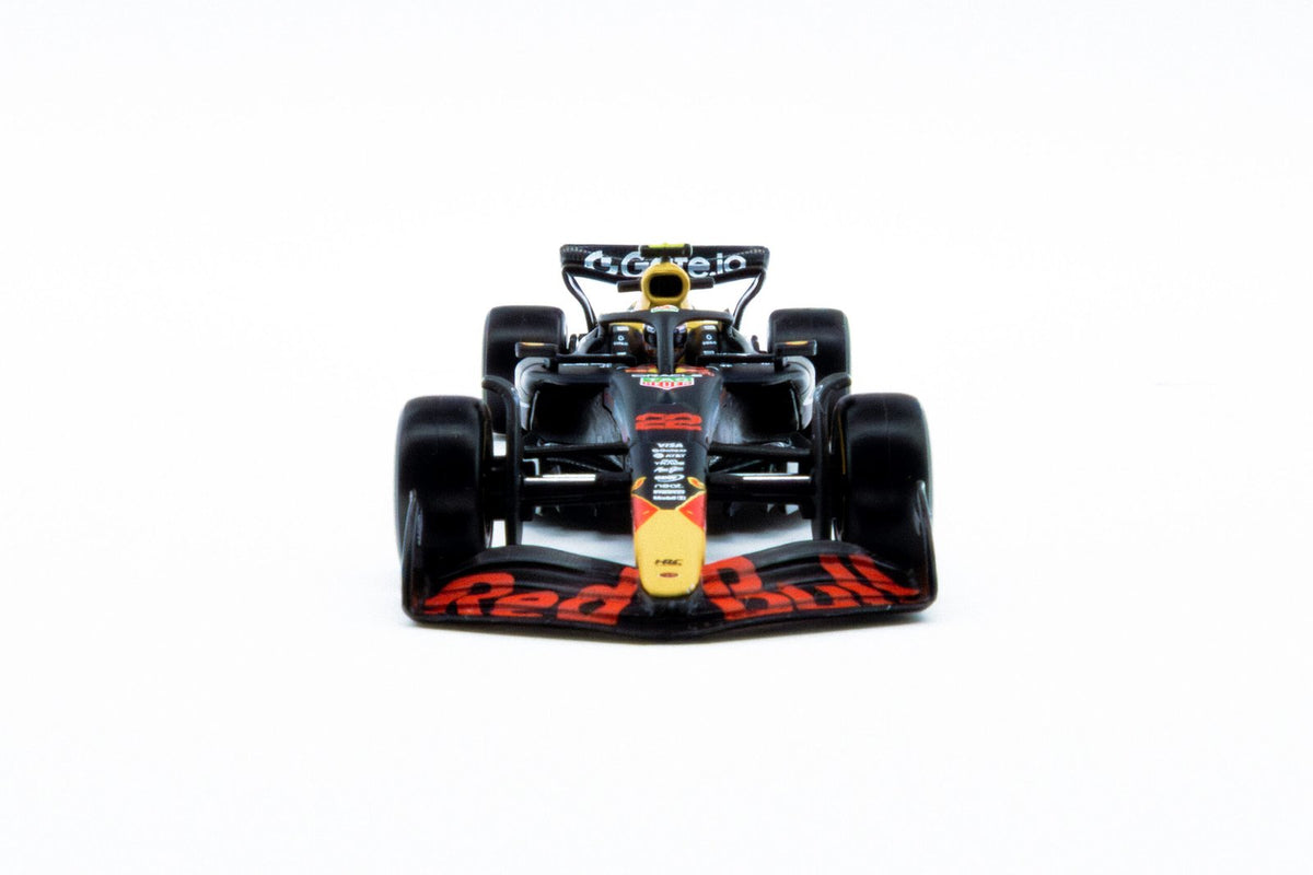 Race Oracle Red Bull RB21 2025 con casco Tsunoda #22 Escala 1:43