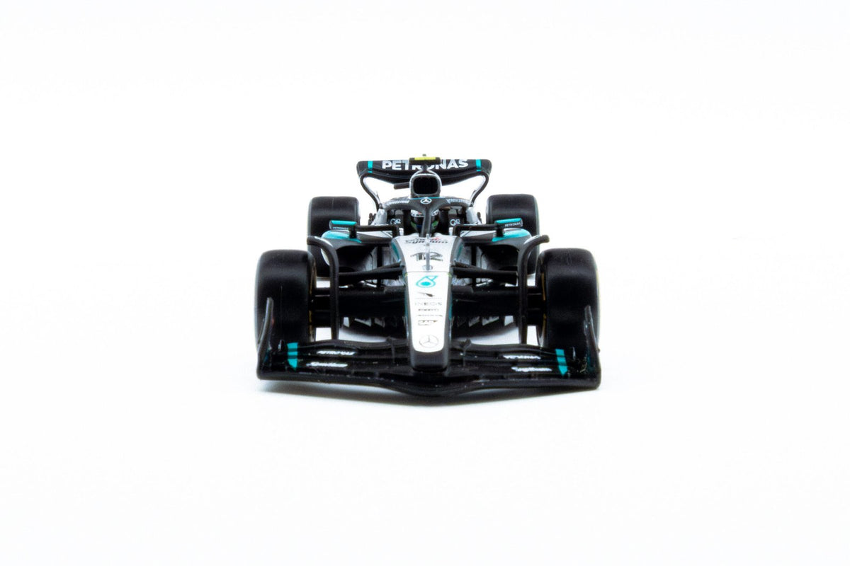 Race Mercedes-AMG W16 2025 con casco Antonelli #12 Escala 1:43