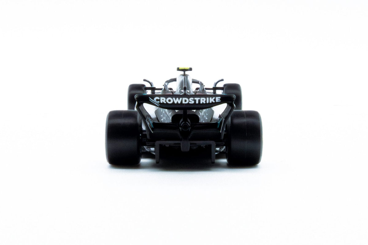 Race Mercedes-AMG W16 2025 con casco Antonelli #12 Escala 1:43