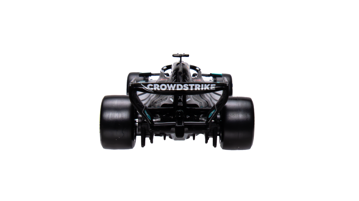 Race Mercedes W17 (2026) Con Casco Russell #63 Escala 1:43