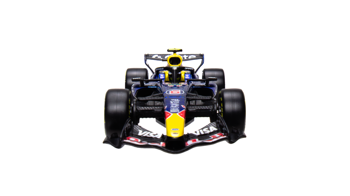 Race Formula Red Bull RB22 c/casco (2026) Hadjar #6 A Escala 1:43