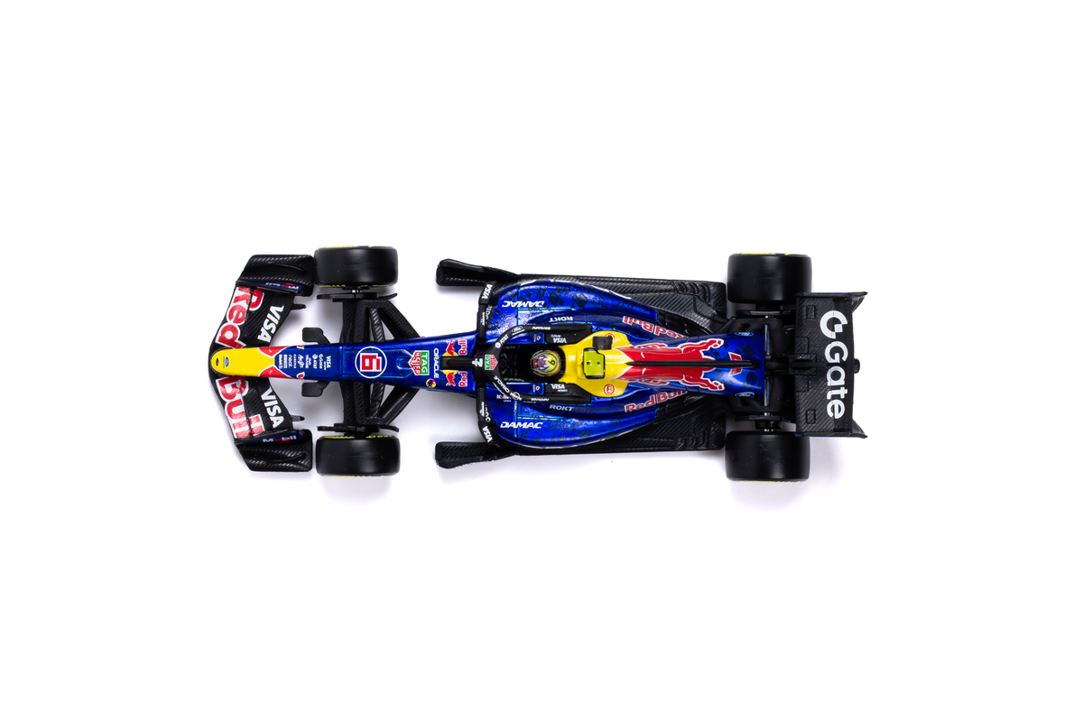 Race Formula Red Bull RB22 c/casco (2026) Hadjar #6 A Escala 1:43