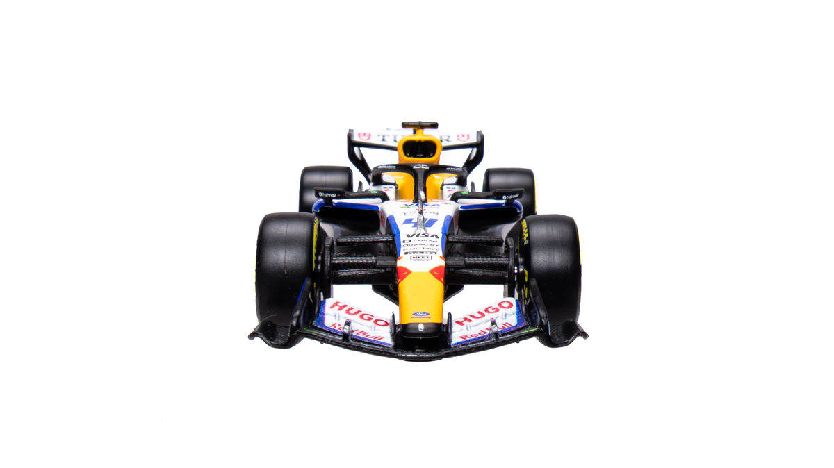 Race  Racing Bulls VCARB 03 (2026) Lindblad #41 Escala 1:43