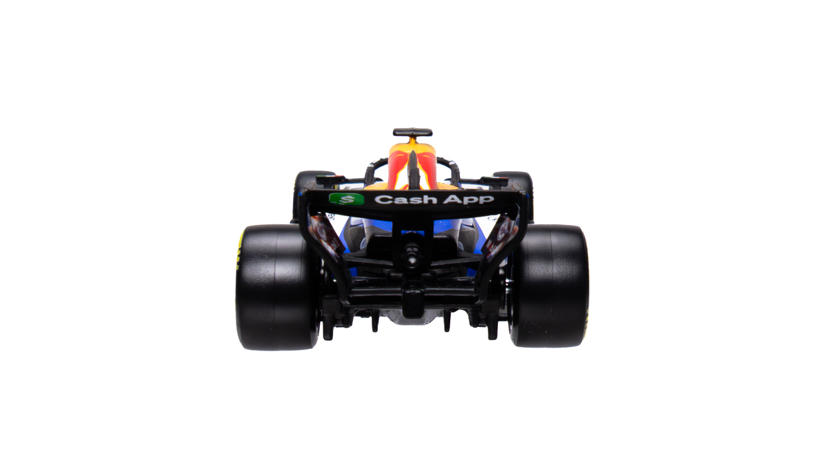 Race  Racing Bulls VCARB 03 (2026) Lindblad #41 Escala 1:43