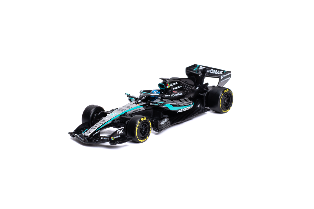 Race Formula Mercedes W17 (2026) c/casco Russell #63 A Escala 1:64