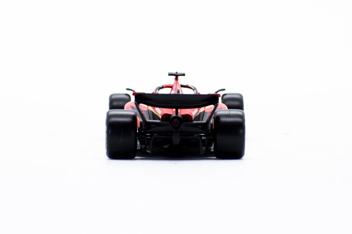 Pack de 2 autos Ferrari Sf-24 2024 Sainz #55/Leclerc #16 Escala 1:43
