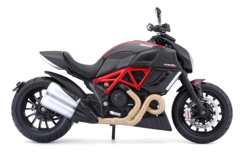 Maisto Motocicleta Ducati Diavel Carbon A Escala 1:12_4