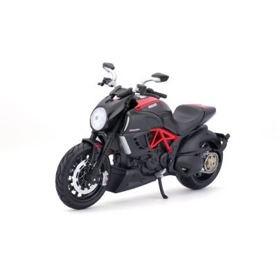 Moto Ducati Diavel Carbon a Escala 1:12 color negro/rojo