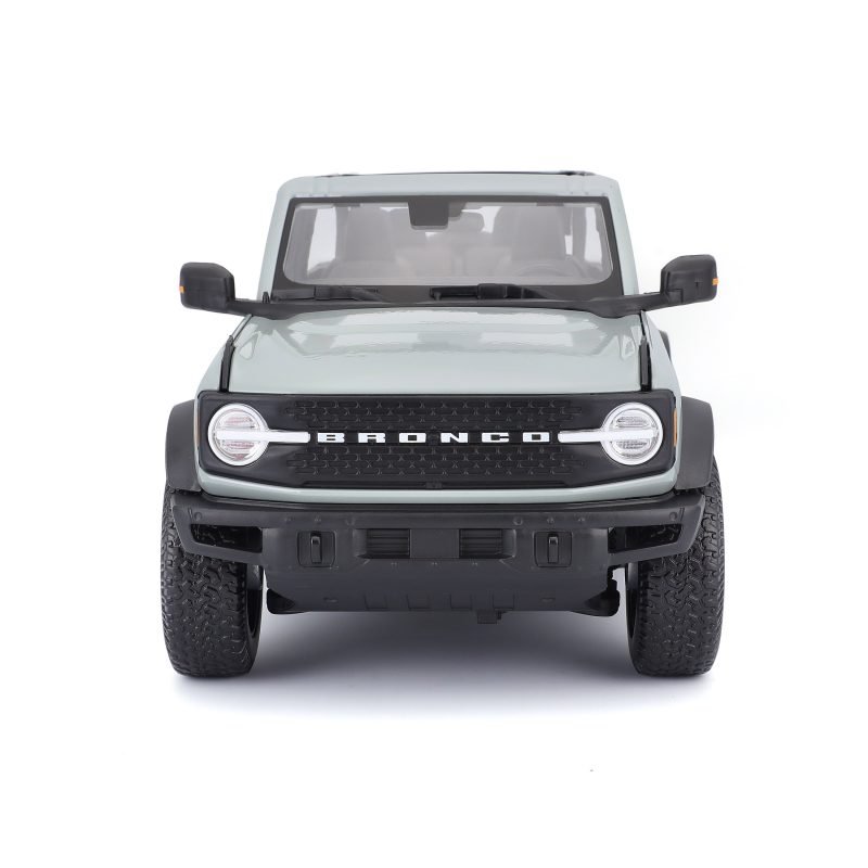Camioneta Ford Bronco Badlands 2021 A Escala 1:18 color gris cactus - Image 3