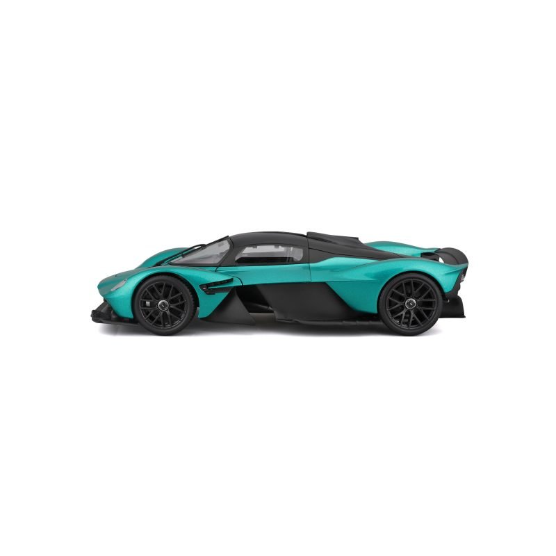 Auto Valkyrie Aston Martin 2022 a Escala 1:18 color verde - Image 3