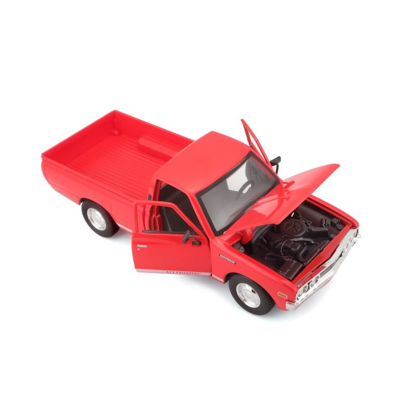 Camioneta Datsun 620 Pickup 1973 Maisto a Escala 1:24 - Image 4