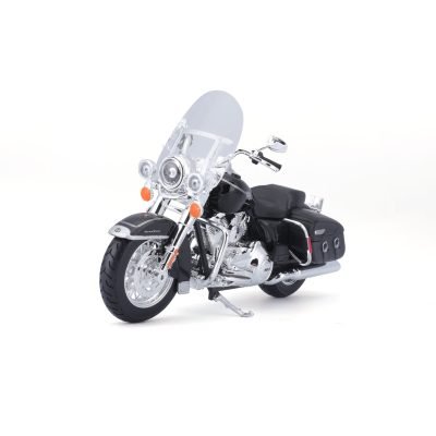 Harley Davidson 2013 FLHRC Road King color negro
