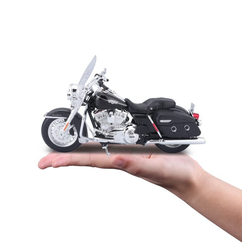 Harley Davidson 2013 FLHRC Road King color negro - Image 4