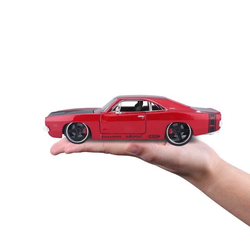 Auto Muscle Dodge Charger R/t 1969 a Escala 1:24 color rojo - Image 5