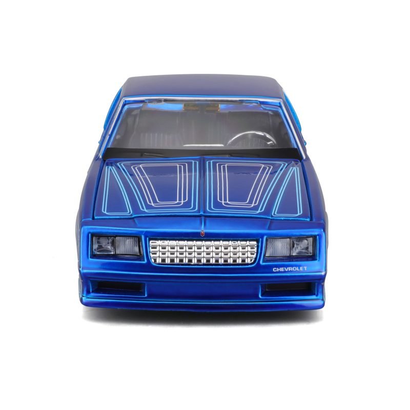 Auto Chevy Monte Carlo Lowriders 1986 Maisto a Escala 1:24 color azul - Image 5