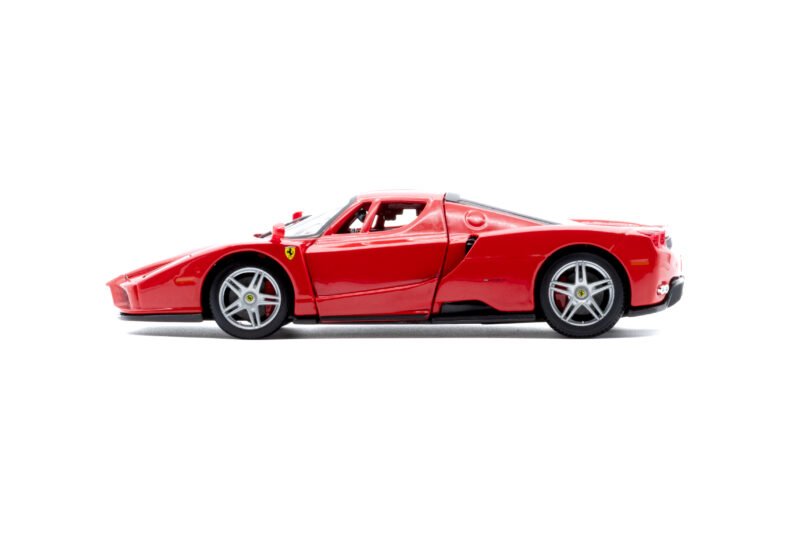Ferrari Enzo - Assembly Line - Image 3