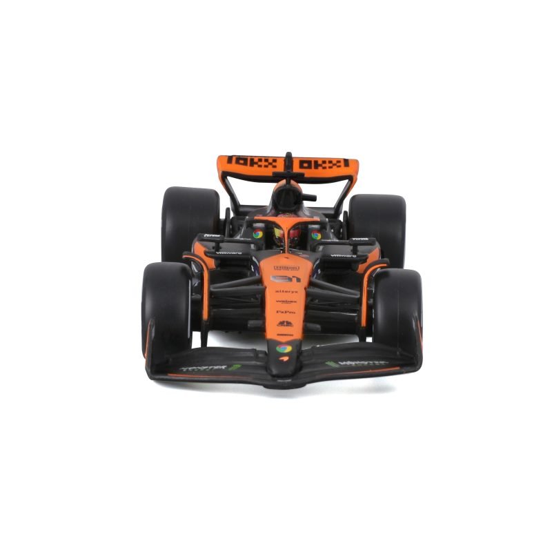 Auto Bburago F1 Mclaren Mcl38 a Escala 1:43 con Casco - Piastri #81 - Image 4