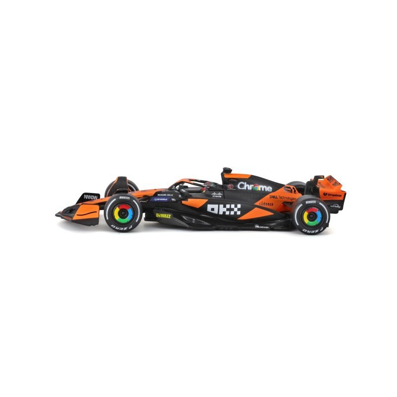 Auto Bburago F1 Mclaren Mcl38 a Escala 1:43 con Casco - Piastri #81 - Image 3