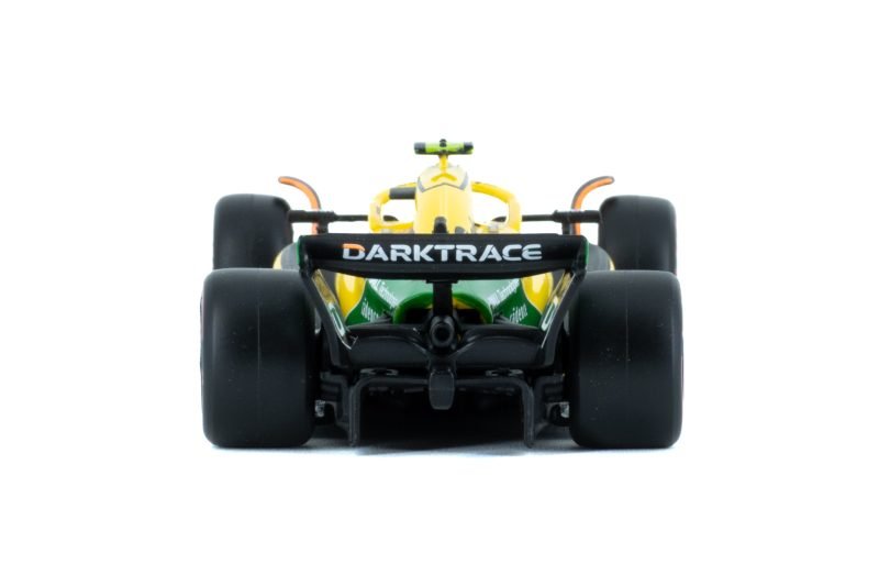 Auto Burago F1 Mclaren Mcl38 Ediciòn Monaco a Escala 1:43 con Casco - #4 Norris - Image 4