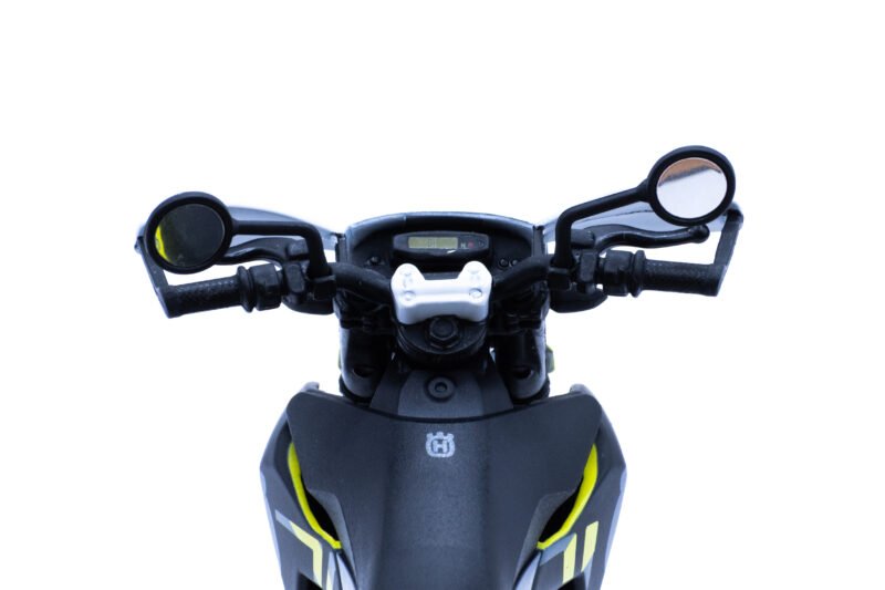 Husqvarna 701 Super2023 - Image 2