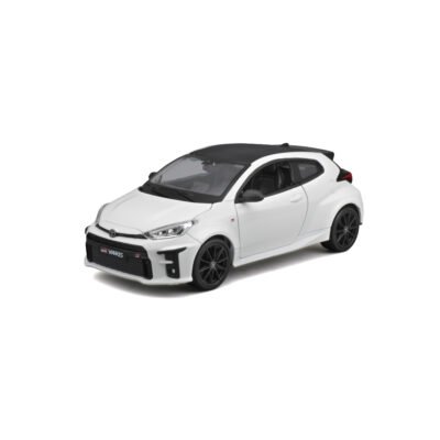 Toyota Yaris 2021 SE blanco