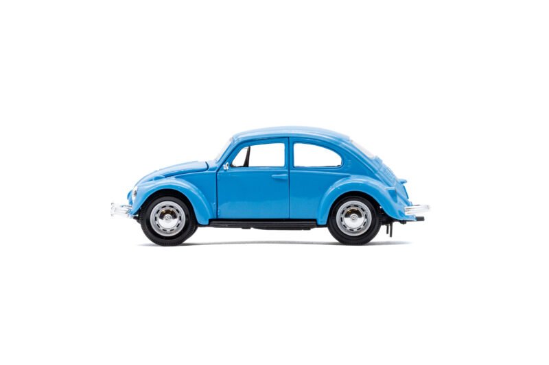 Volkswagen Beetle 1973 - Assembly Line - Image 2