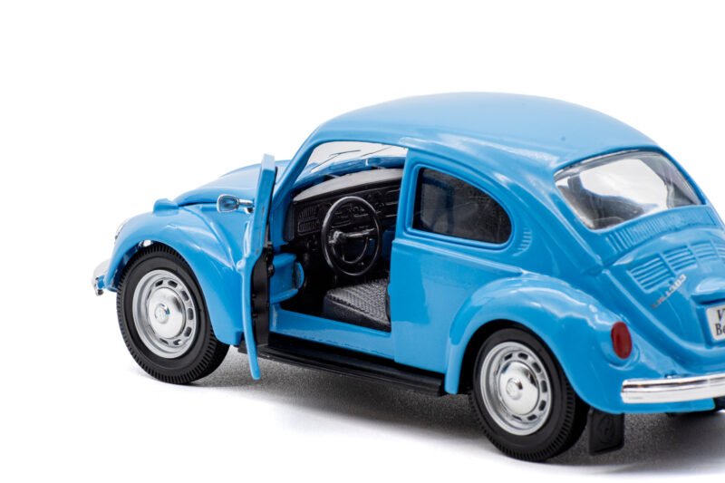 Volkswagen Beetle 1973 - Assembly Line - Image 5