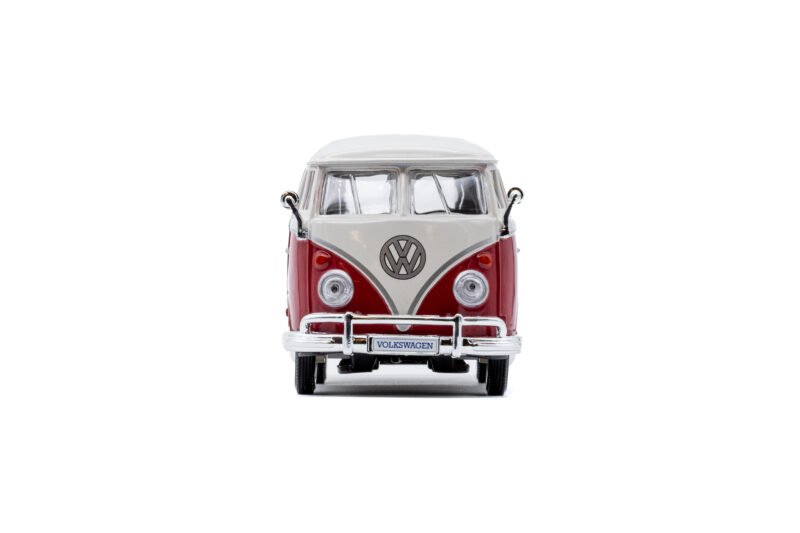 Volkswagen Samba Van 1962 - Assembly Line - Image 3