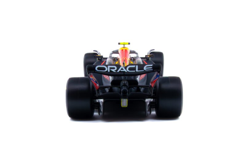 Race Red Bull Racing RB20 de Plástico #11 Sergio "Checo Pérez" - Image 4