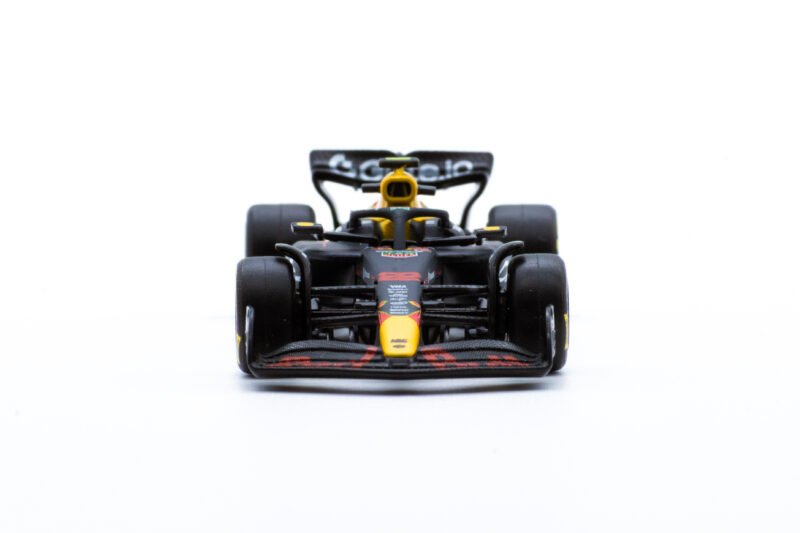 Race Oracle Red Bull RB21 2025 Tsunoda #22 - Image 4