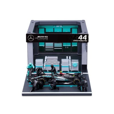 Pit Pass Race Mercedes W15 2024 Hamilton #44